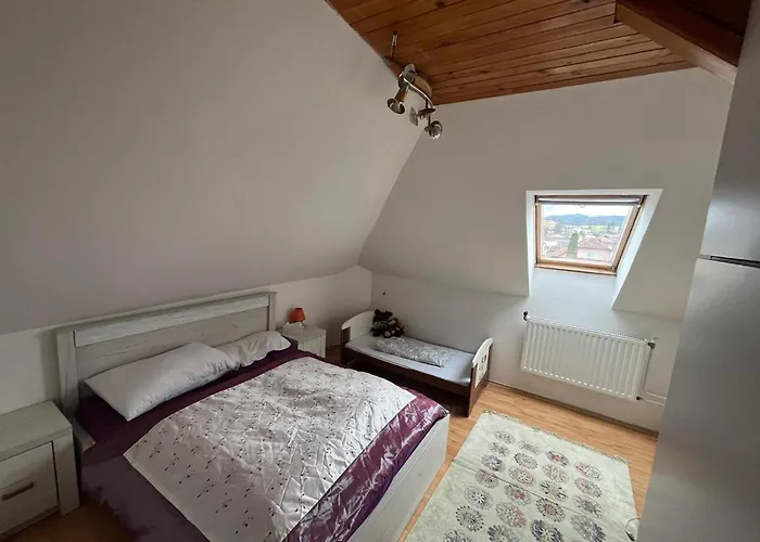 U Martona V Spisskom Stiavniku 포프라트